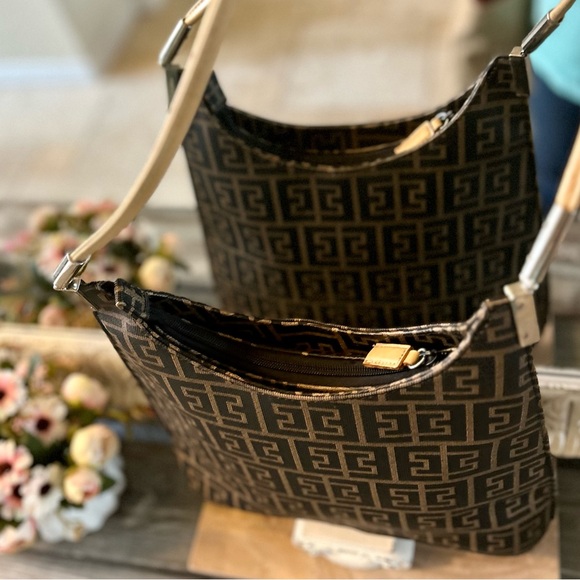 Designer Vintage Shoulder Bag Vachetta Leather & Coated Canvas - Picture 4 of 16